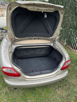 1998 JAGUAR  XK8   4 Litre V8 auto